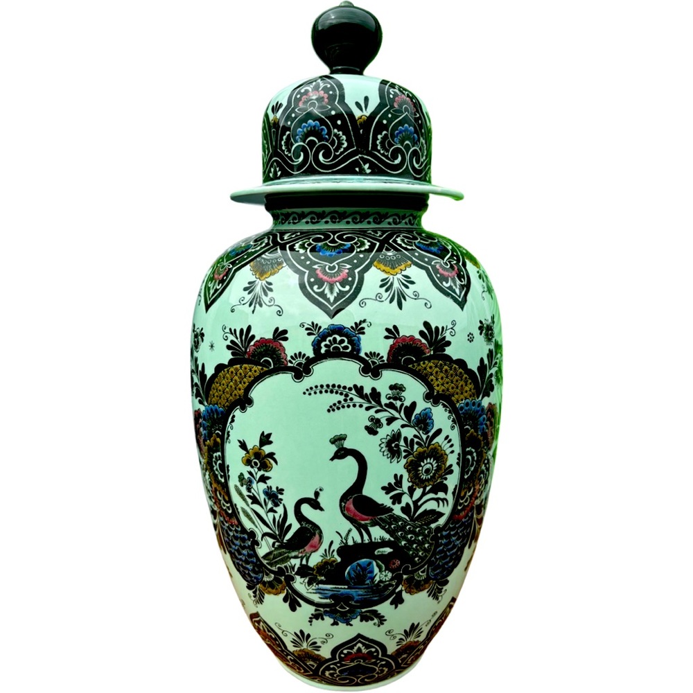 Green Villeroy and Boch Paon Falence Covered Urn